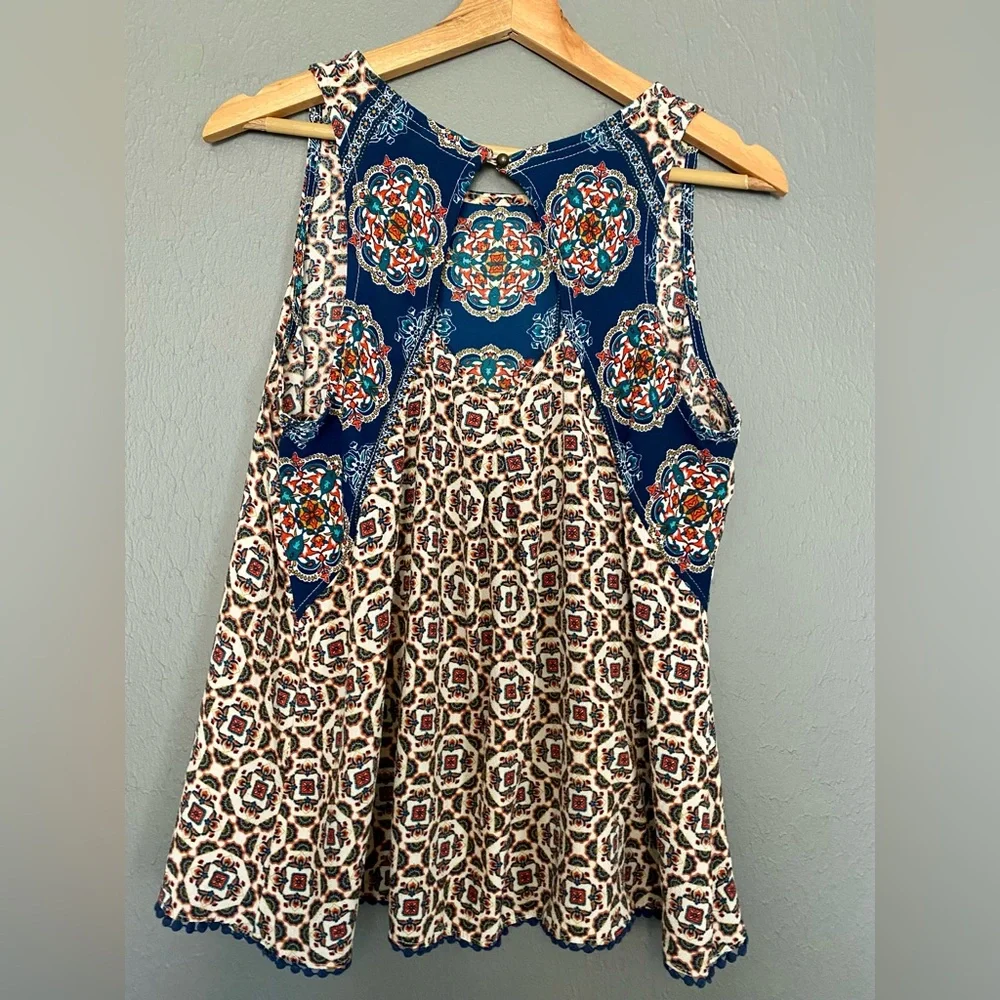 Xhilaration Geometric Tile Print Tank Top Boho Crochet Trim Blue Orange Size L - Picture 4 of 9